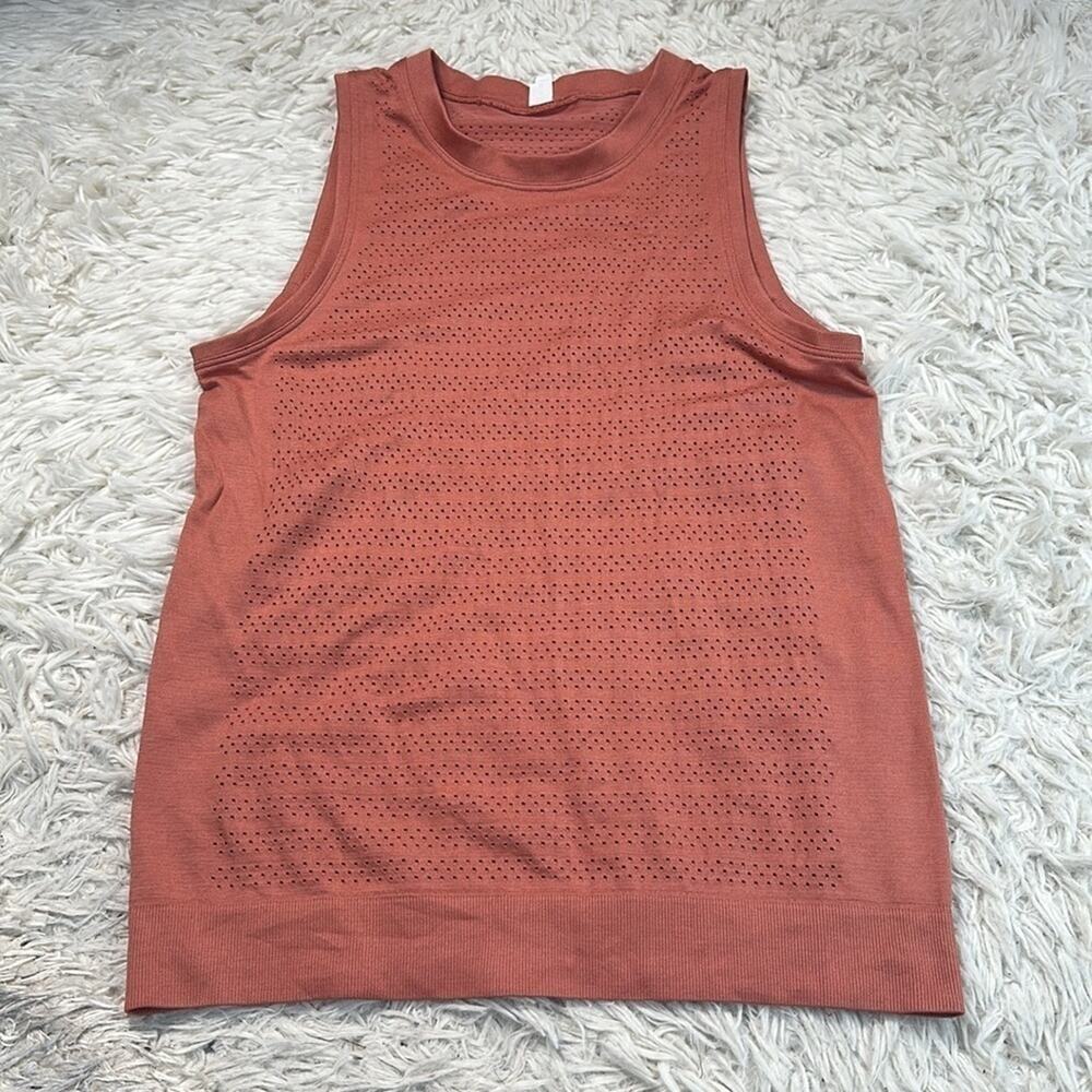 Lululemon Breeze By Muscle Tank II *Squad Quicksand / Quicksand
